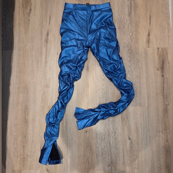 NWOT Metallic Blue Women's Pants, can fit sizes M-L - Picture 7 of 9